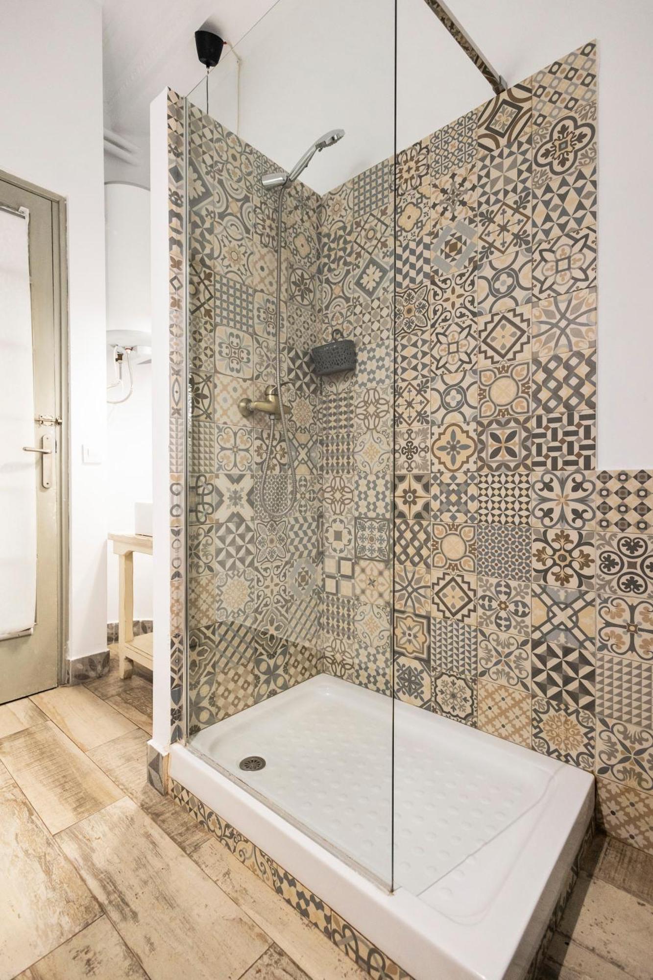 Live In Chianti Apartaments By Concept Flats บาเลนเซีย ภายนอก รูปภาพ