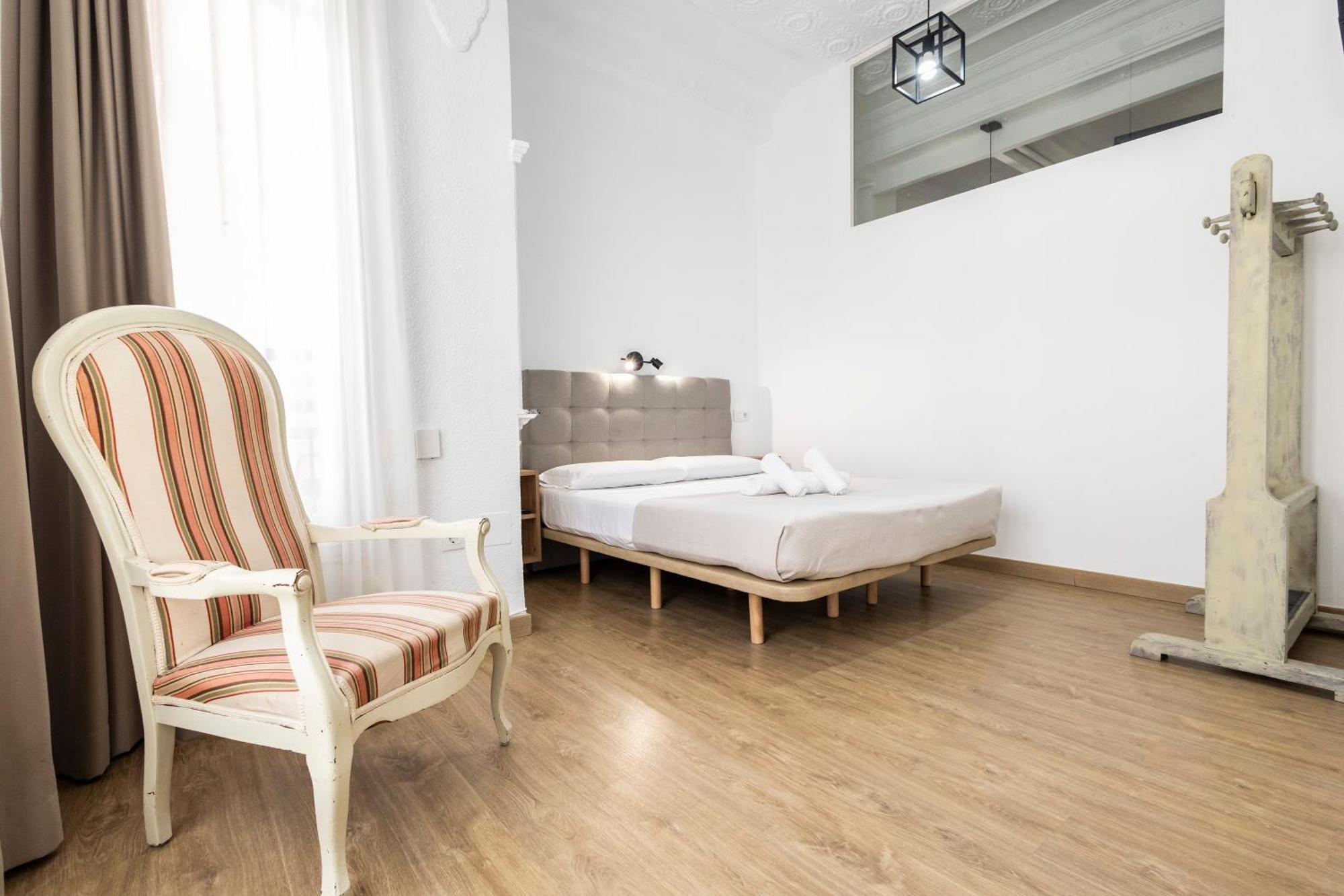 Live In Chianti Apartaments By Concept Flats บาเลนเซีย ภายนอก รูปภาพ