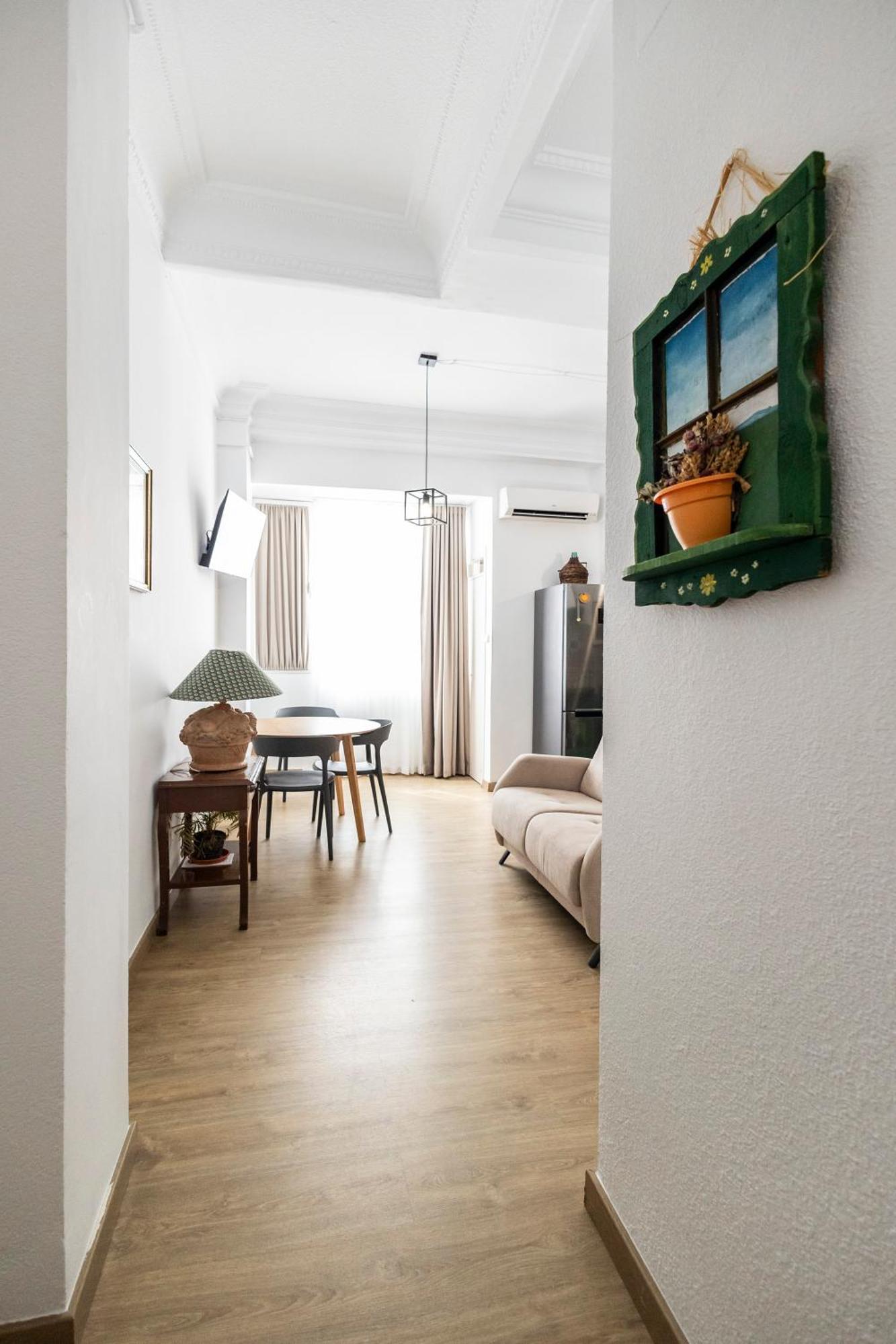 Live In Chianti Apartaments By Concept Flats บาเลนเซีย ภายนอก รูปภาพ