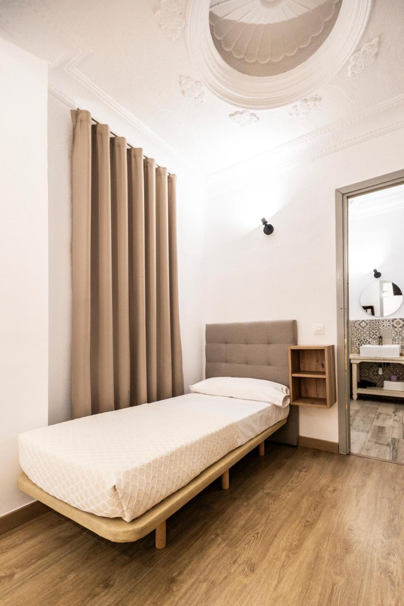 Live In Chianti Apartaments By Concept Flats บาเลนเซีย ภายนอก รูปภาพ