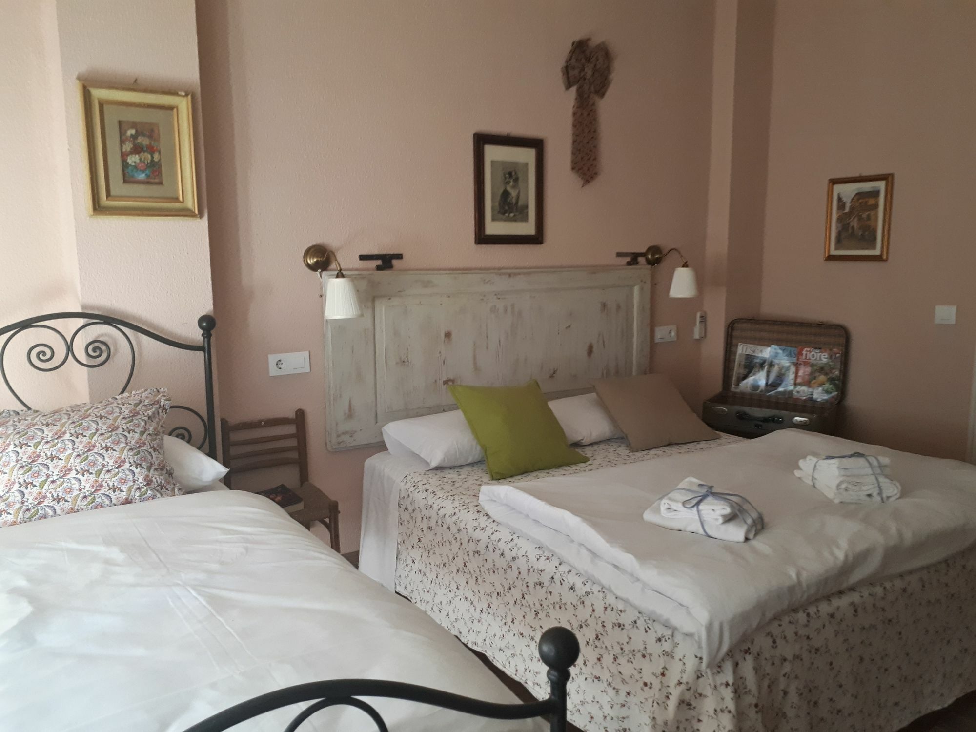 Live In Chianti Apartaments By Concept Flats บาเลนเซีย ภายนอก รูปภาพ